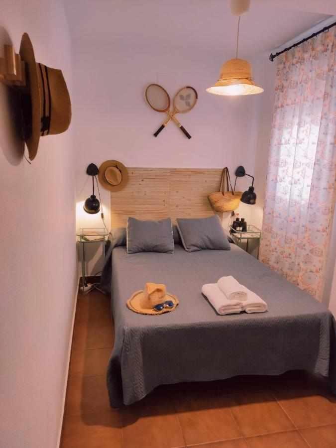 Dos Casas Juntas Y Patio Comun A 25 Metros De La Playa