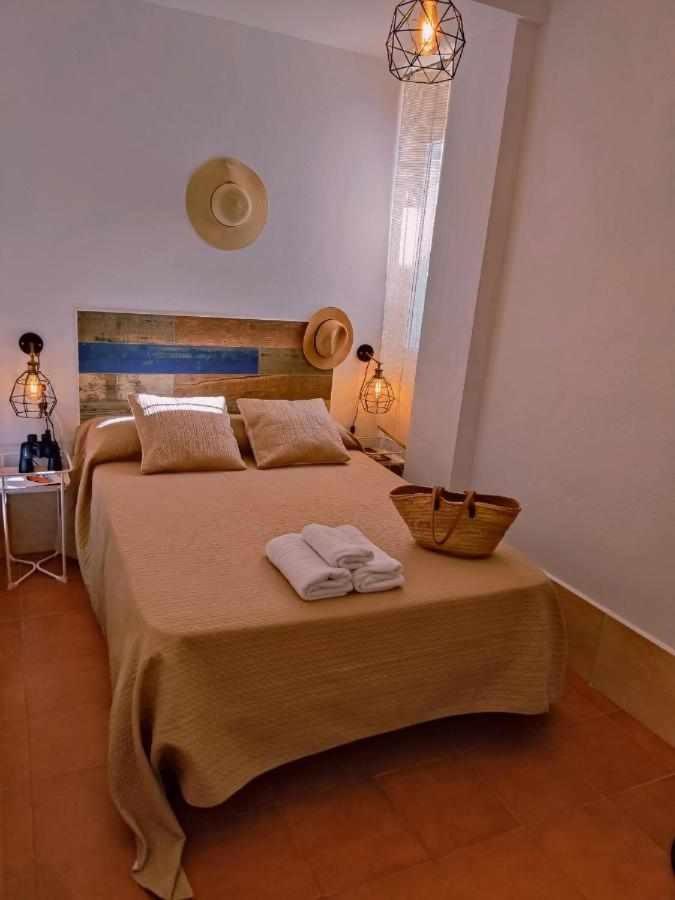Dos Casas Juntas Y Patio Comun A 25 Metros De La Playa * Mazagón