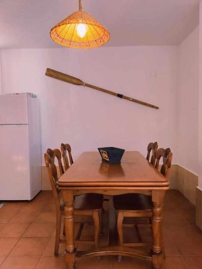 Dos Casas Juntas Y Patio Comun A 25 Metros De La Playa *