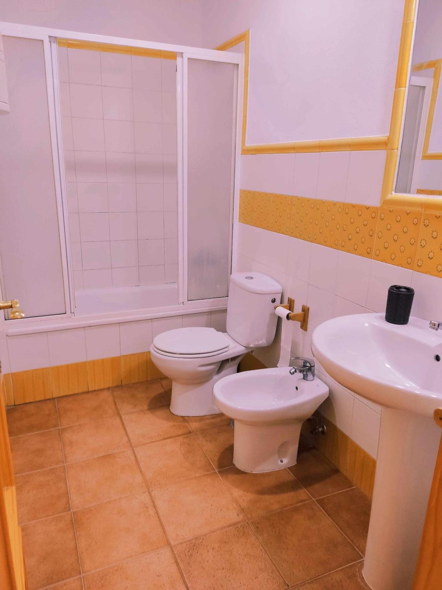 Dos Casas Juntas Y Patio Comun A 25 Metros De La Playa Hébergement de vacances